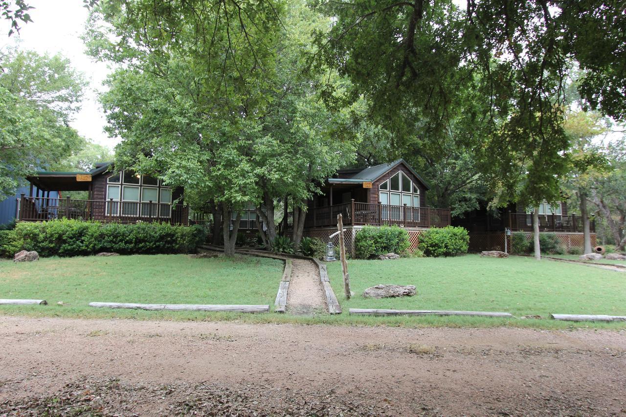 Pecan Cabin 弗雷德里克斯堡 外观 照片