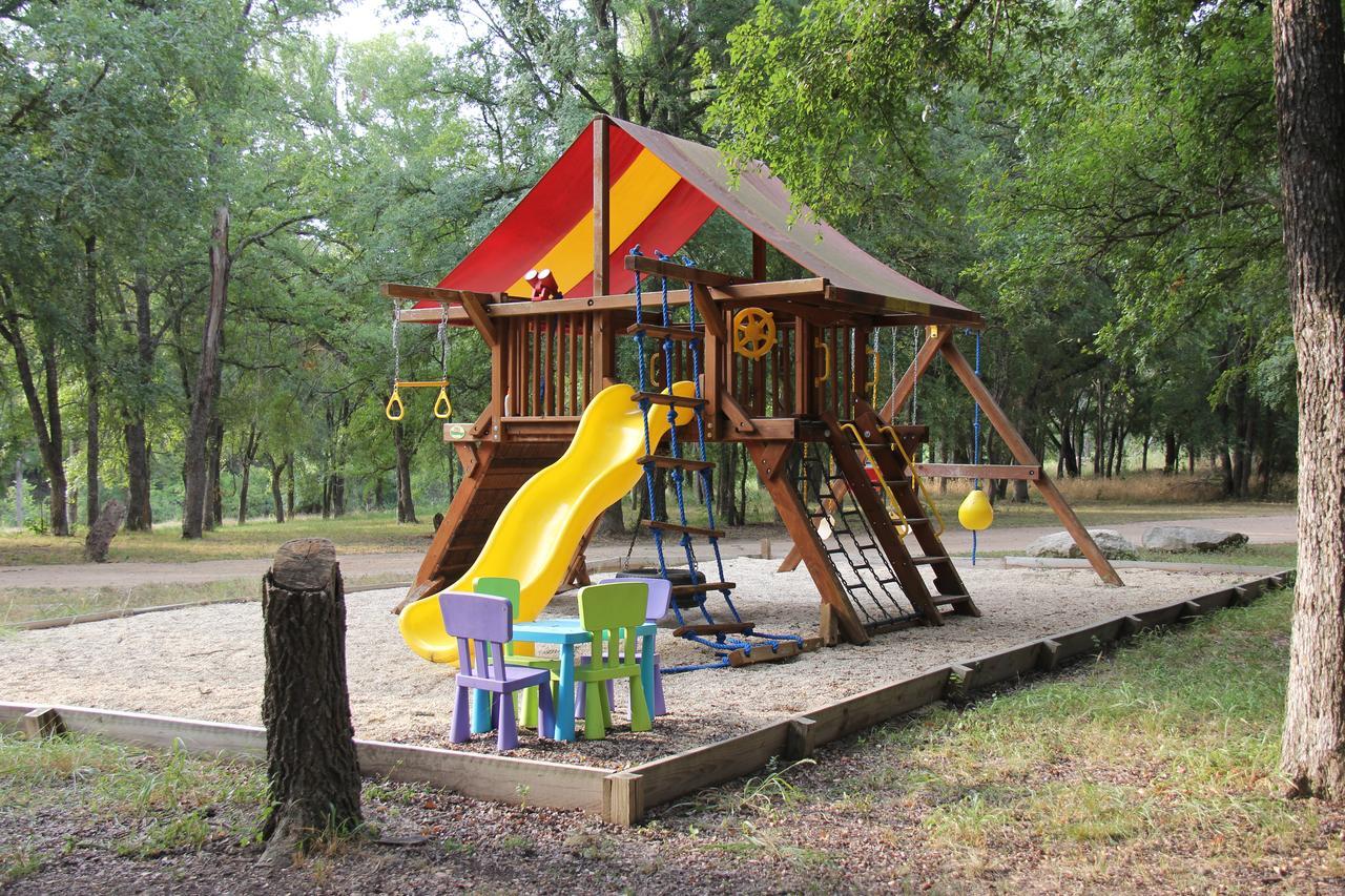 Pecan Cabin 弗雷德里克斯堡 外观 照片